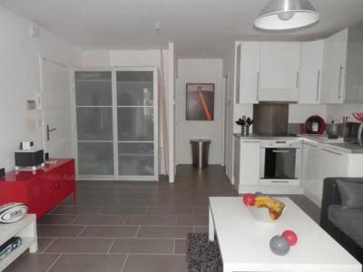 For rent Bordeaux 1 room 30 m2 Gironde (33000) photo 0