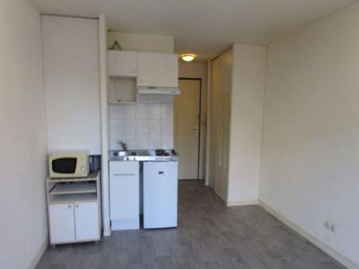 For rent Bordeaux 1 room 24 m2 Gironde (33000) photo 0