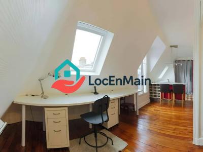 Louer Appartement 26 m2 Paris-18eme-arrondissement