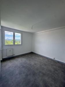 Louer Appartement 76 m2 Valence