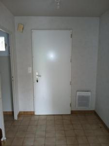 For rent Avallon 6 rooms 128 m2 Yonne (89200) photo 0