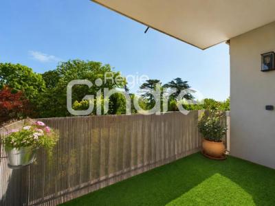 For sale Caluire-et-cuire 5 rooms 113 m2 Rhone (69300) photo 0