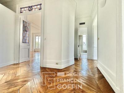 Louer Appartement Lyon-3eme-arrondissement 2161 euros