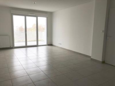 Louer Appartement Saint-priest 874 euros