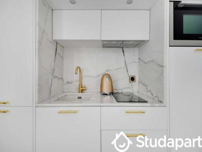 Louer Appartement 23 m2 Paris-16eme-arrondissement