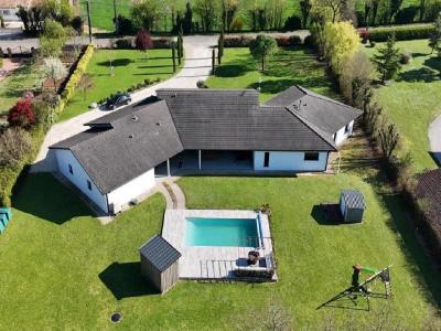 For sale 8 rooms 257 m2 Charente (16700) photo 0