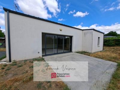 For sale Herbiers 5 rooms 84 m2 Vendee (85500) photo 0