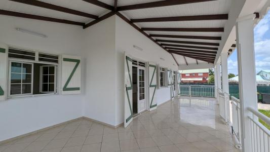 Louer Maison Abymes 1800 euros
