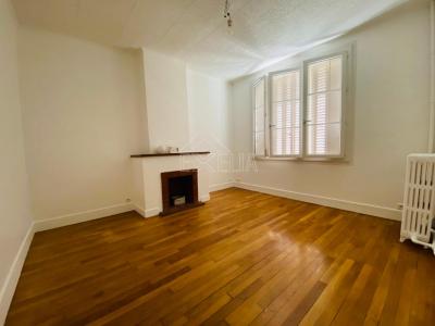 For rent Mantes-la-jolie 2 rooms 40 m2 Yvelines (78200) photo 1