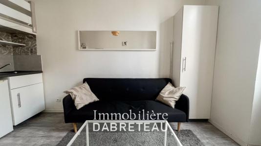Louer Appartement Lyon-7eme-arrondissement 655 euros