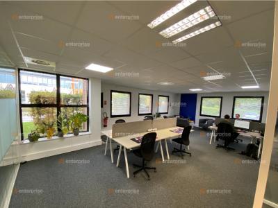 For rent Marcq-en-baroeul 414 m2 Nord (59700) photo 1