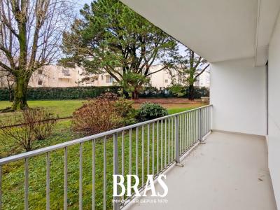 For sale Vannes 2 rooms 46 m2 Morbihan (56000) photo 4