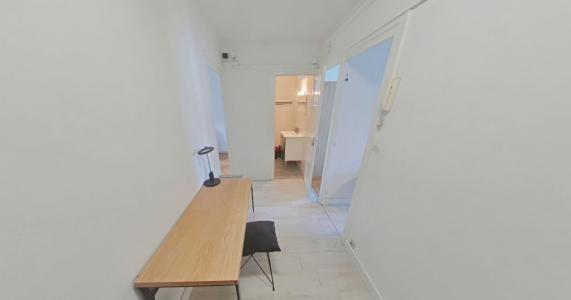 Louer Appartement Lyon-7eme-arrondissement 858 euros