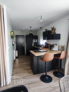 Acheter Maison Saint-meloir-des-ondes 372500 euros