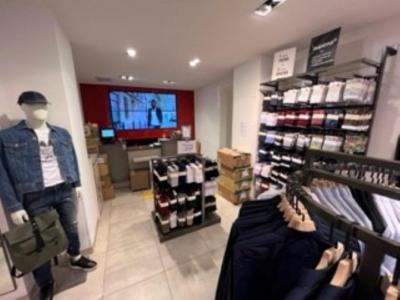Acheter Local commercial Ajaccio 79000 euros