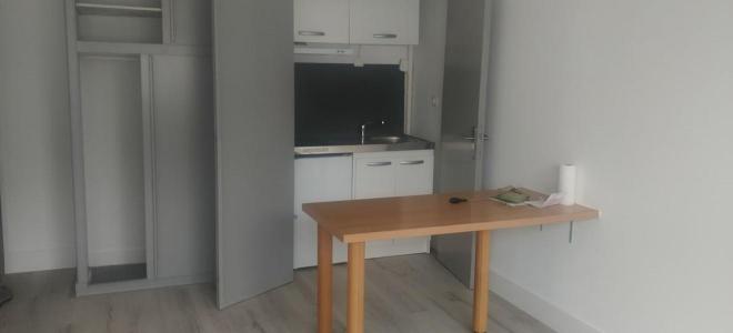 For rent Bordeaux 1 room 25 m2 Gironde (33000) photo 0