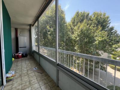 For rent 3 rooms 68 m2 Bouches du Rhone (13013) photo 0