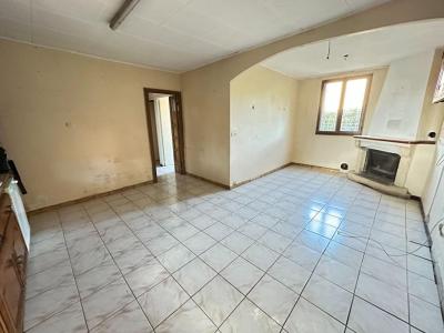 For sale Grans 4 rooms 80 m2 Bouches du Rhone (13450) photo 2