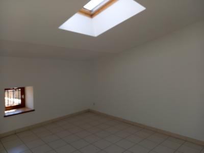 Louer Appartement Baix 339 euros