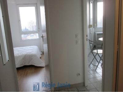 Louer Appartement Villeurbanne 654 euros