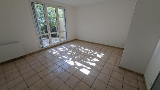 For sale Carpentras 3 rooms 68 m2 Vaucluse (84200) photo 2