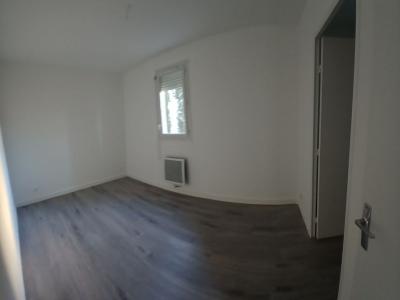 For sale Aubagne 3 rooms 69 m2 Bouches du Rhone (13400) photo 3