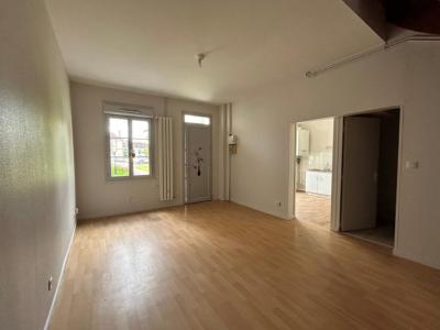 For rent Cheny 3 rooms 53 m2 Yonne (89400) photo 0