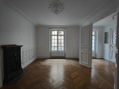 Louer Appartement 98 m2 Paris-7eme-arrondissement