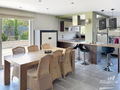 For sale Mathay 5 rooms 142 m2 Doubs (25700) photo 3