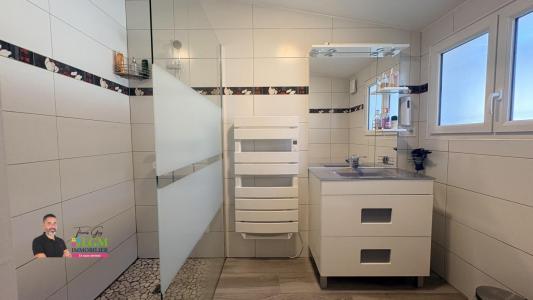 For sale Saint-privat-des-vieux 4 rooms 90 m2 Gard (30340) photo 4