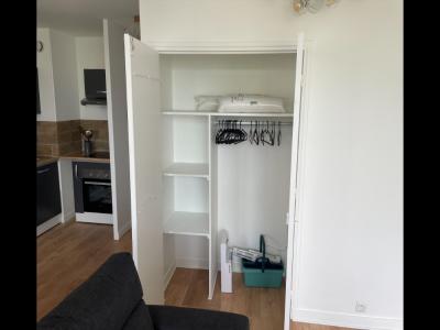 Louer Appartement Plaisir 880 euros