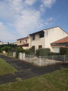 Annonce Location 3 pi�ces Maison Rivieres 81