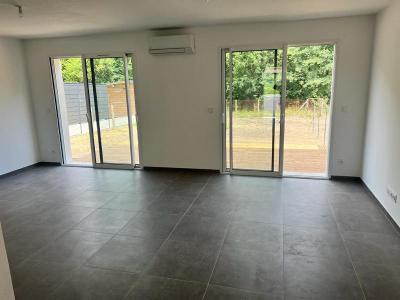 For rent Galgon 4 rooms 90 m2 Gironde (33133) photo 0