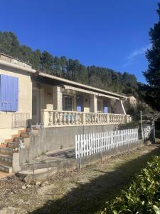 For sale CENTRE VILLAGE 6 rooms 110 m2 Gard (30160) photo 2