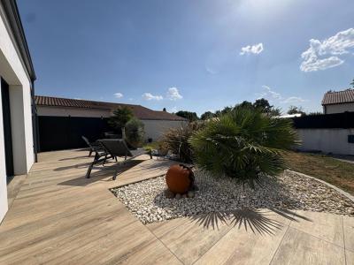 For sale Prahecq 5 rooms 140 m2 Deux sevres (79230) photo 1