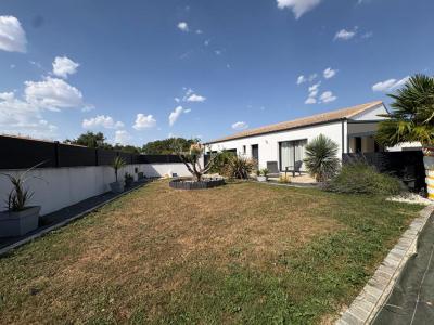 For sale Prahecq 5 rooms 140 m2 Deux sevres (79230) photo 2