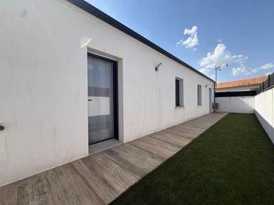 For sale Prahecq 5 rooms 140 m2 Deux sevres (79230) photo 3