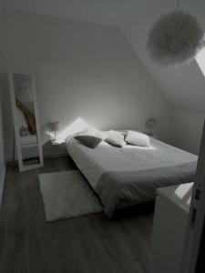 For sale Sarge-les-le-mans 6 rooms 78 m2 Sarthe (72190) photo 2
