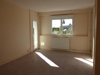 Louer Appartement 69 m2 Dompierre-sur-besbre