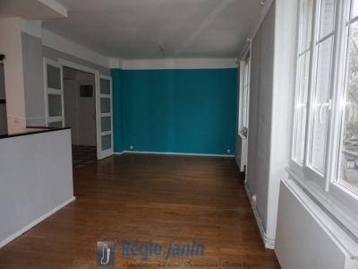 Louer Appartement 102 m2 Lyon-9eme-arrondissement