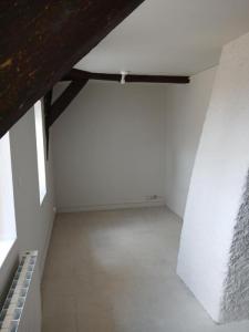 Louer Appartement Avallon 608 euros