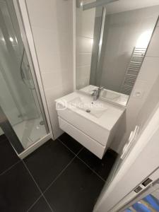 Louer Appartement Saint-ouen 3270 euros