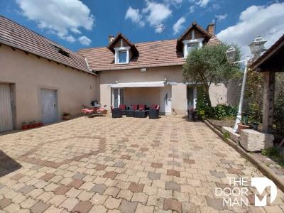 For sale Chartres 5 rooms 200 m2 Eure et loir (28000) photo 0