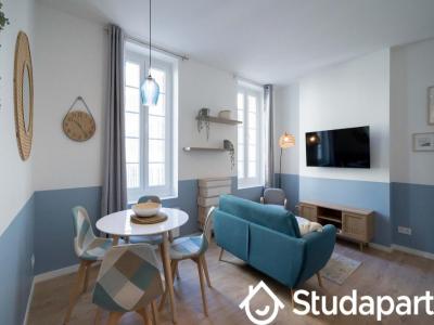 Louer Appartement Toulon 495 euros