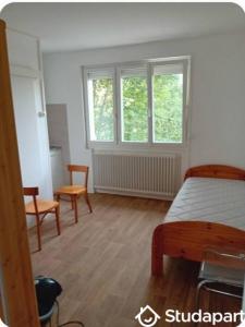 Louer Appartement Villejuif 825 euros