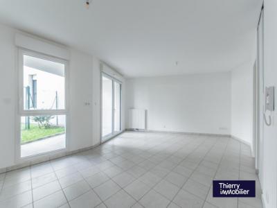 For sale Nantes 2 rooms 44 m2 Loire atlantique (44300) photo 2