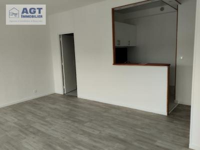 Louer Appartement Beauvais 473 euros