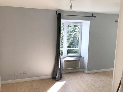 Louer Appartement 21 m2 Clermont-ferrand