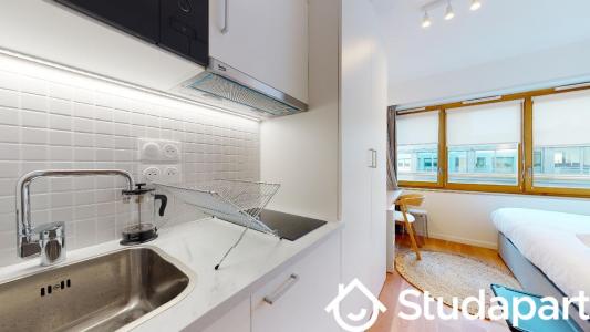 Louer Appartement 14 m2 Paris-17eme-arrondissement