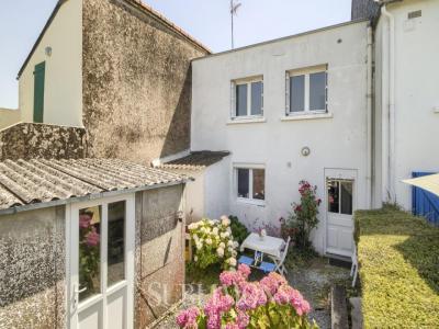 For sale Billiers 4 rooms 84 m2 Morbihan (56190) photo 1